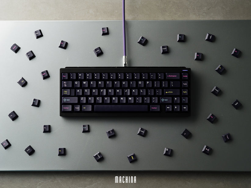 Tiga – MACHINA