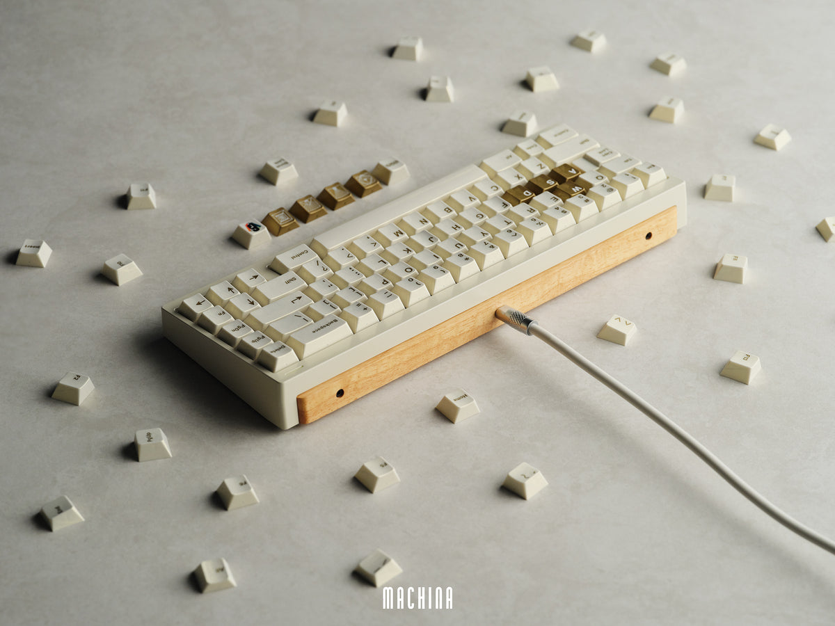 Tiga – MACHINA